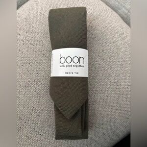 Mens Green Boon Tie Standard Length (58 in) and Modern Width (2.5 in.)